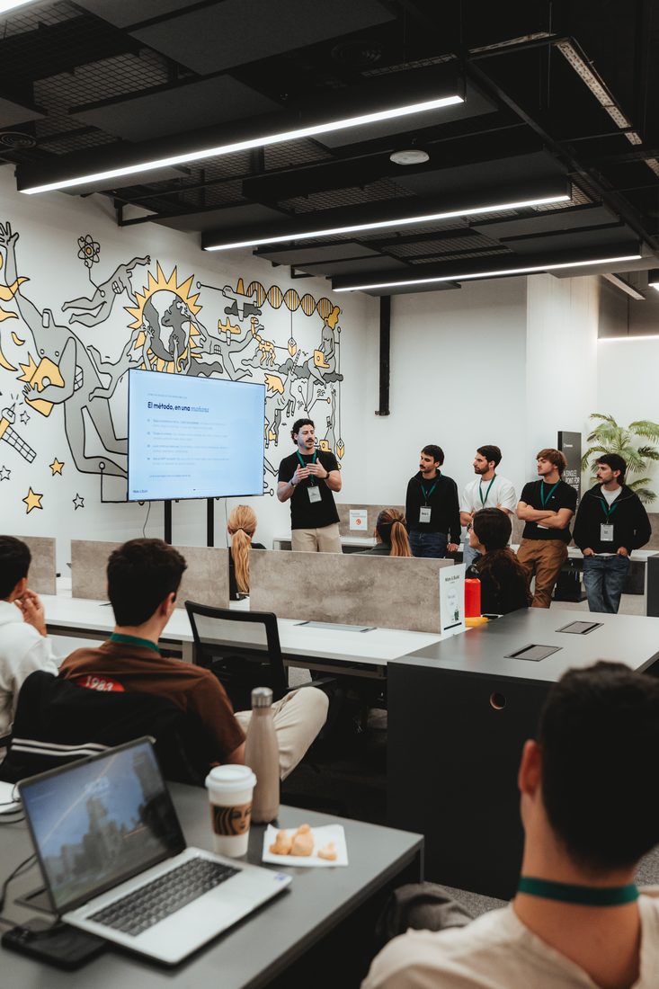 La sala de Mate & Build durante el evento